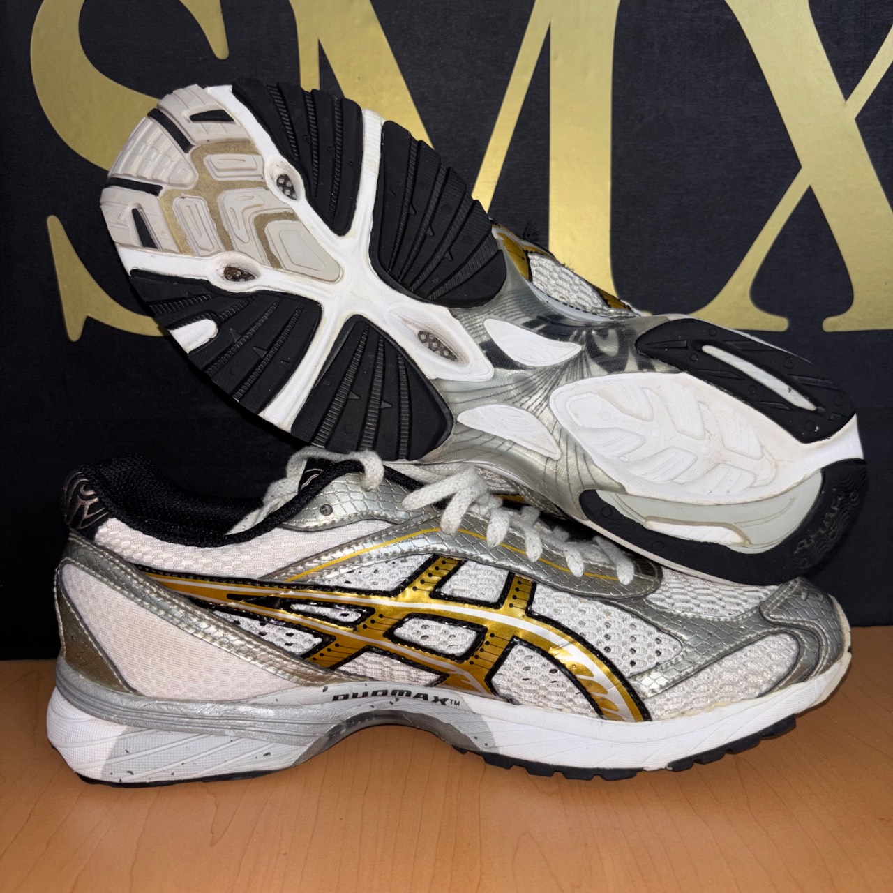Asics Gel-Bandito blanco, dorado y plateado · Foto 2