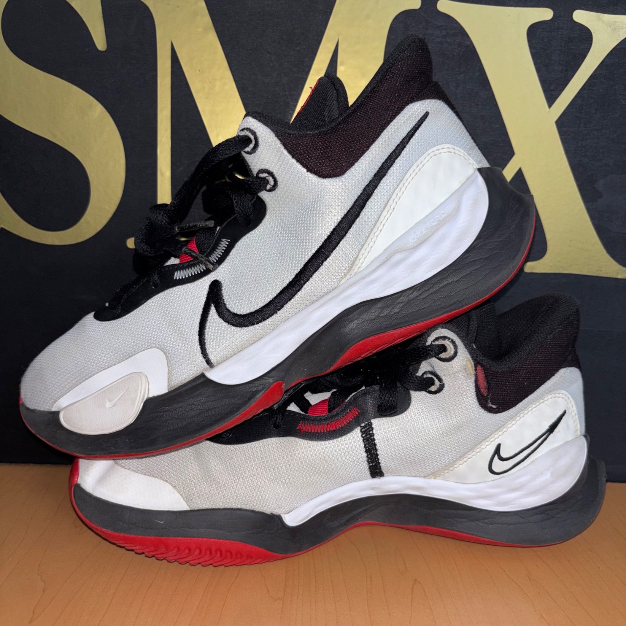 Nike PG 5 Blanco/Negro/Rojo · Foto 3
