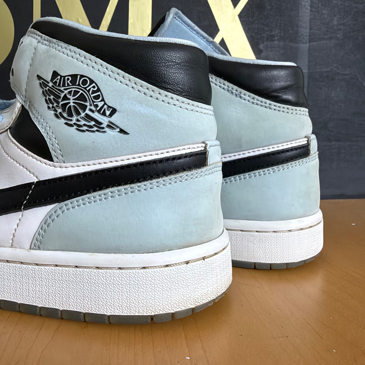 Air Jordan 1 Mid · Foto 4
