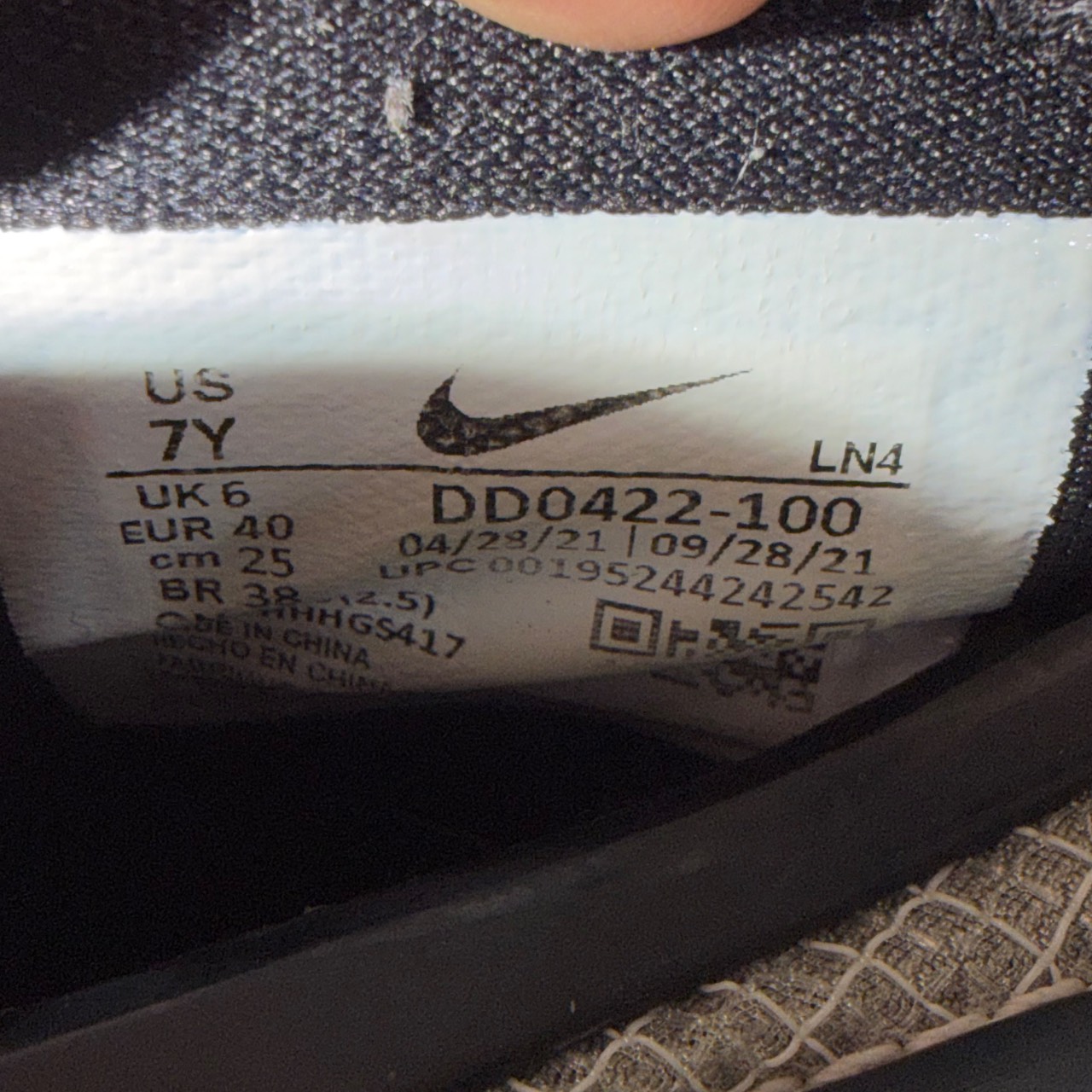 Nike LeBron 19 · Foto 6