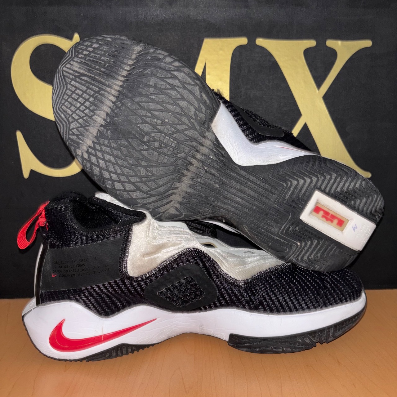 Nike LeBron Soldier 14 · Foto 2