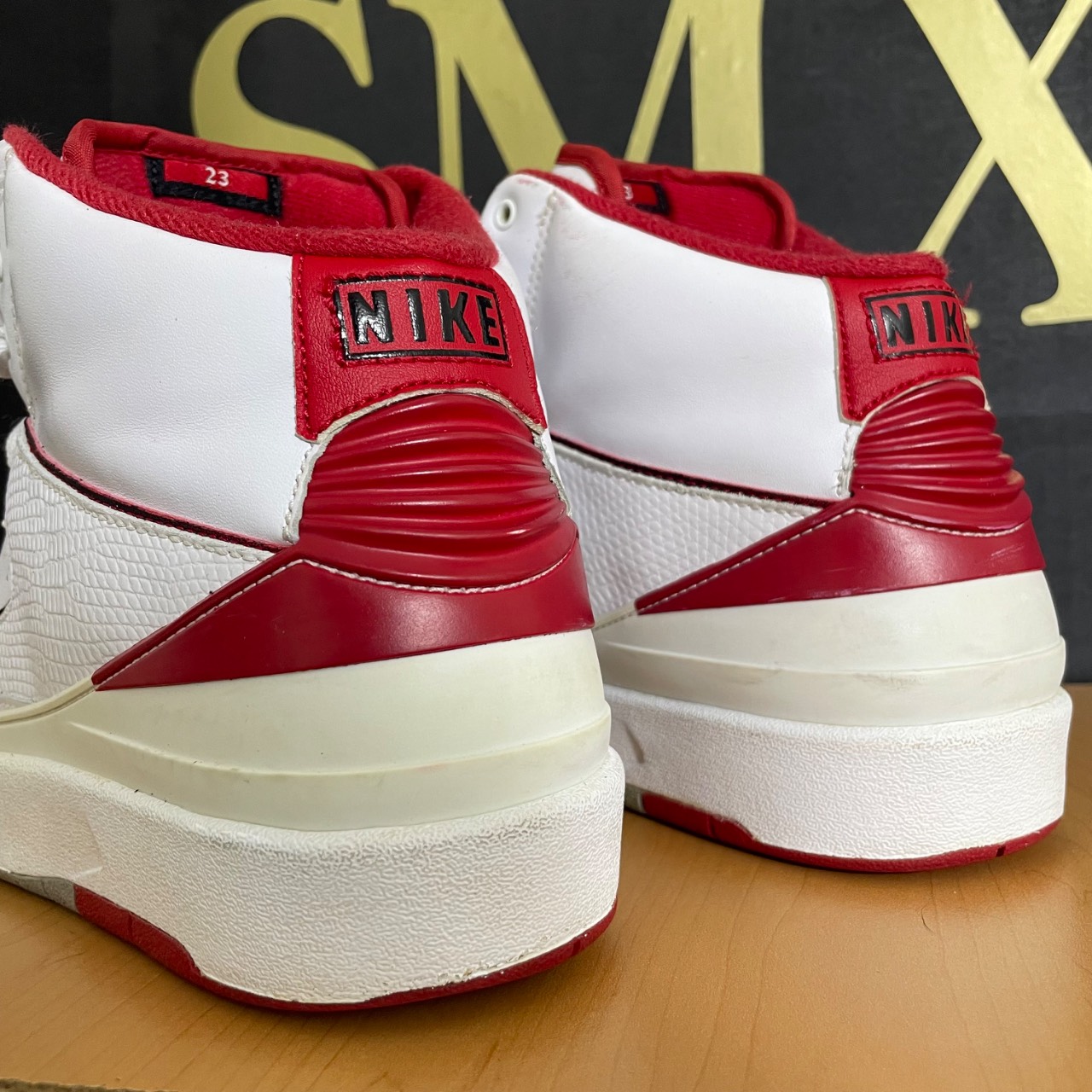 Air Jordan 2 Retro White/Varsity Red · Foto 5