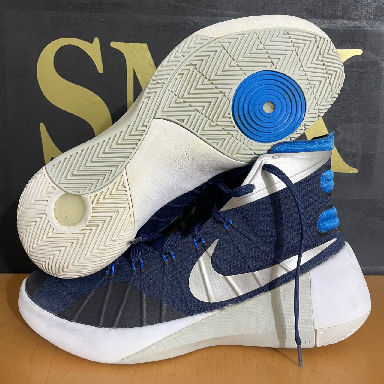 Nike Hyperdunk 2015 · Foto 2
