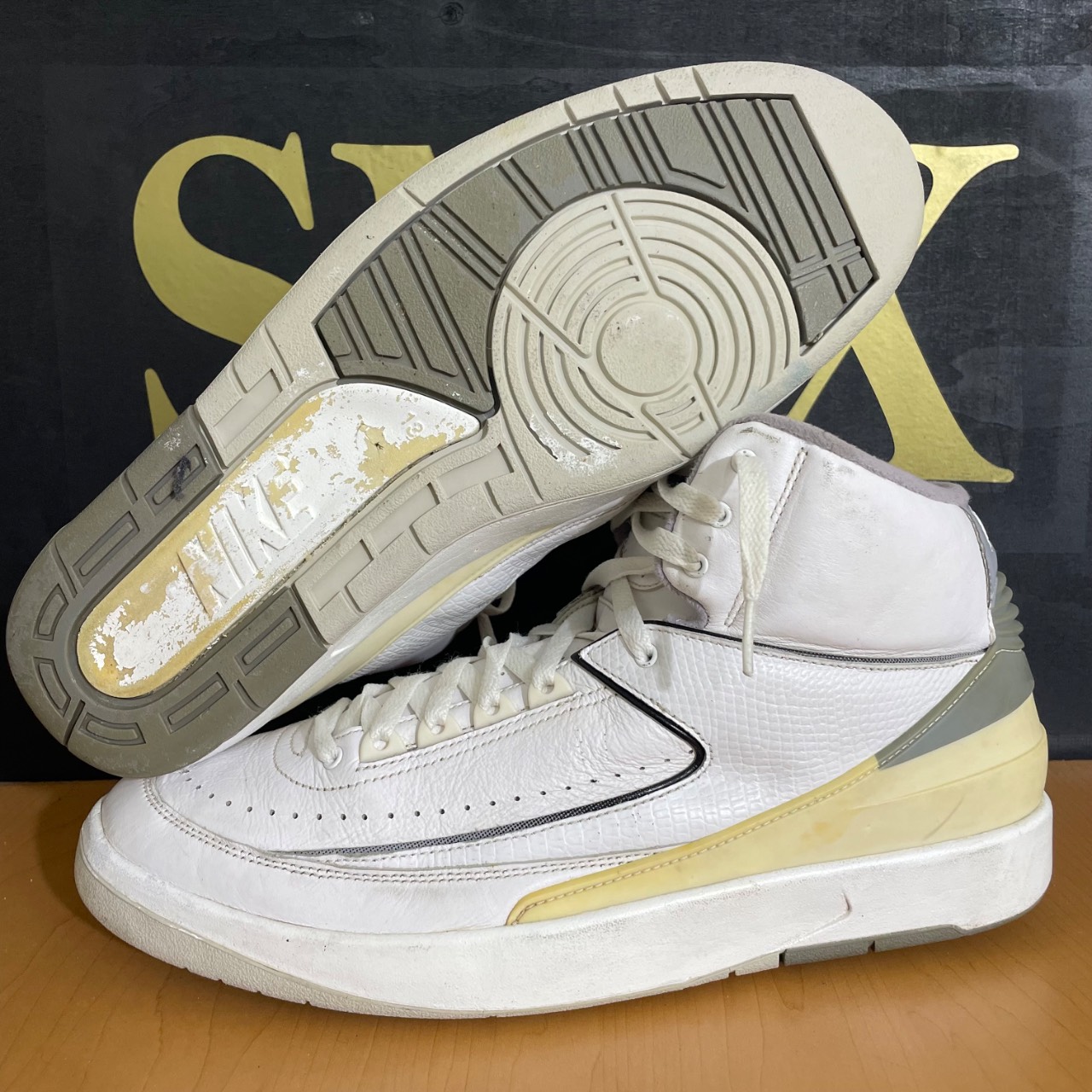 Air Jordan 2 Retro OG · Foto 2