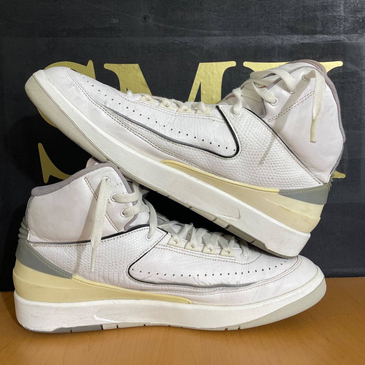 Air Jordan 2 Retro OG · Foto 3