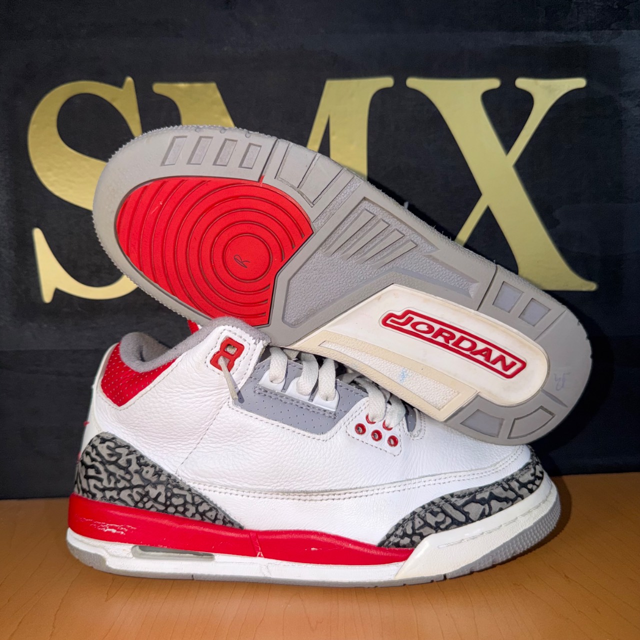 Air Jordan 3 White/Fire Red · Foto 1
