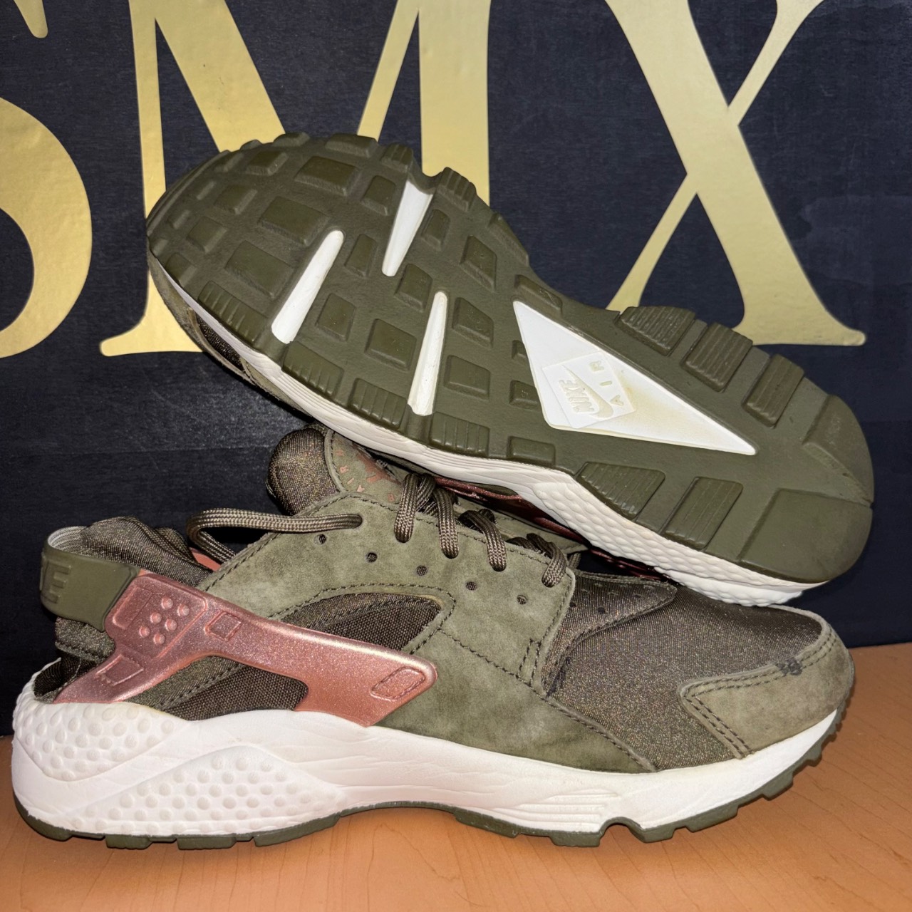 Nike Air Huarache Run Olive Canvas/Metallic Rose Gold · Foto 2