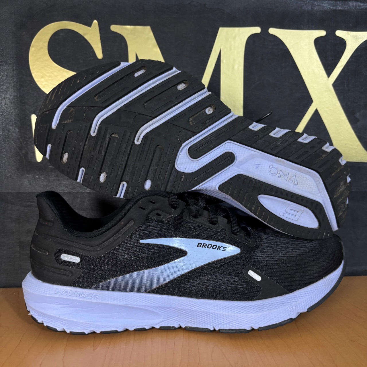 Brooks Launch 9 Black/Ebony/Purple
