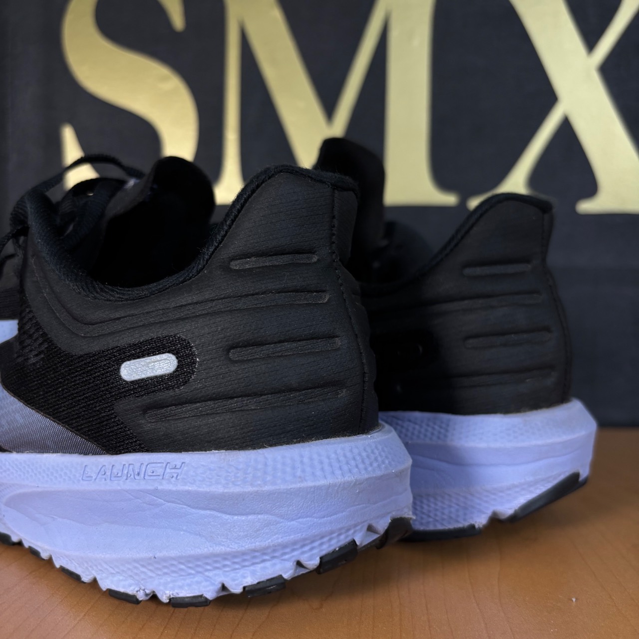 Brooks Launch 9 Black/Ebony/Purple · Foto 5