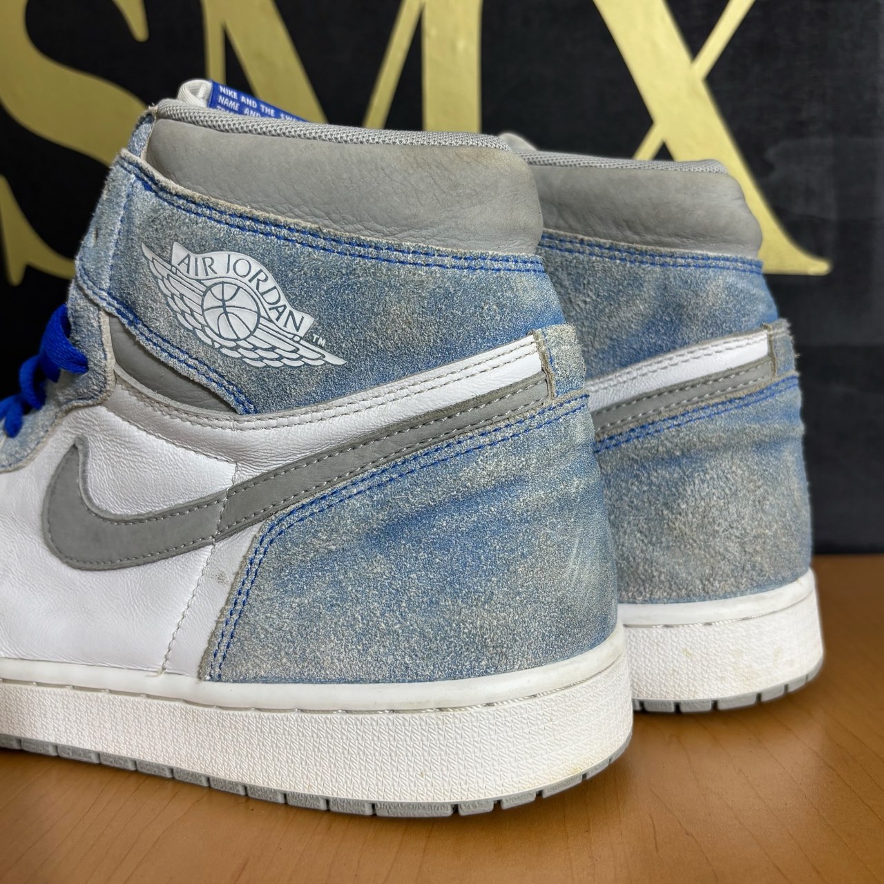 Air Jordan 1 Retro High OG 'Hyper Royal' · Foto 4
