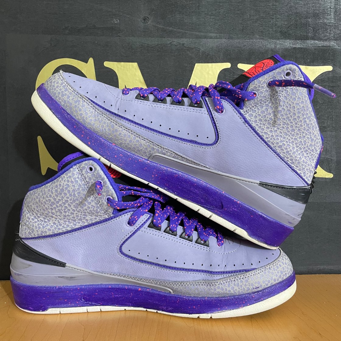 Air Jordan 2 Retro Iron Purple · Foto 3