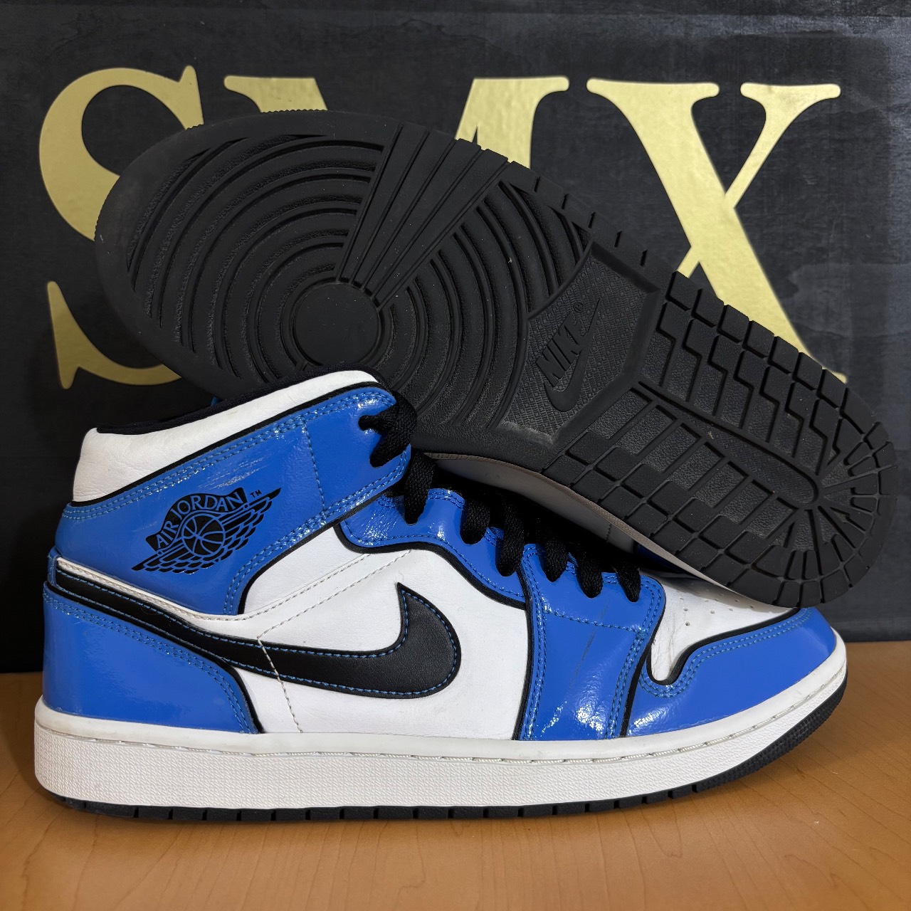 Air Jordan 1 Mid SE · Foto 1
