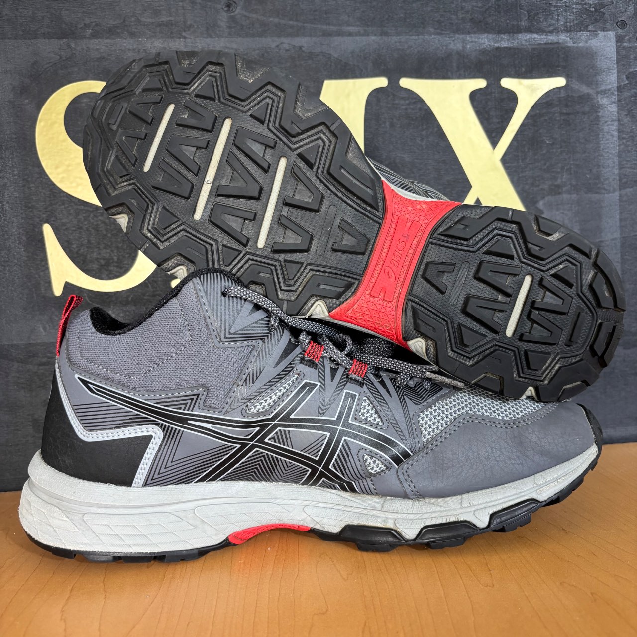 Asics Gel-Venture 8 MT Negro/Negro · Foto 2