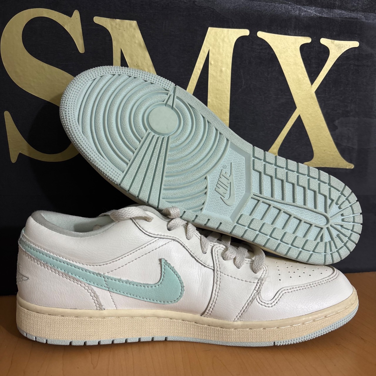Air Jordan 1 Low Sail/Igloo · Foto 2