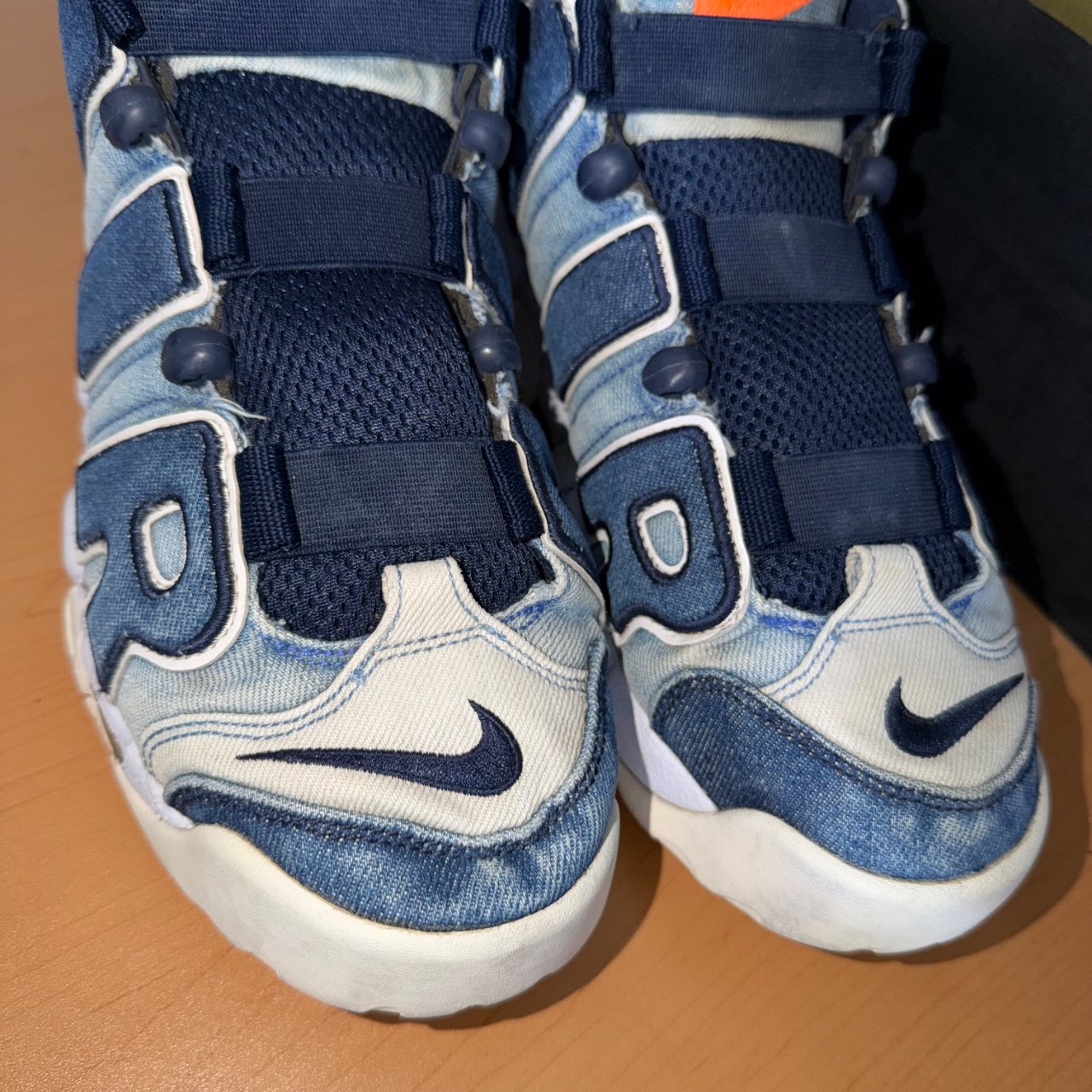 Nike Air More Uptempo Denim · Foto 3