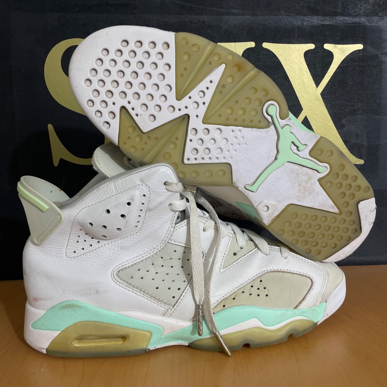 Air Jordan 6 Mint Foam · Foto 1