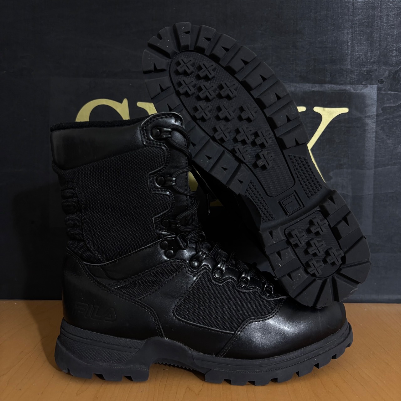 Bota táctica Fila · Foto 1