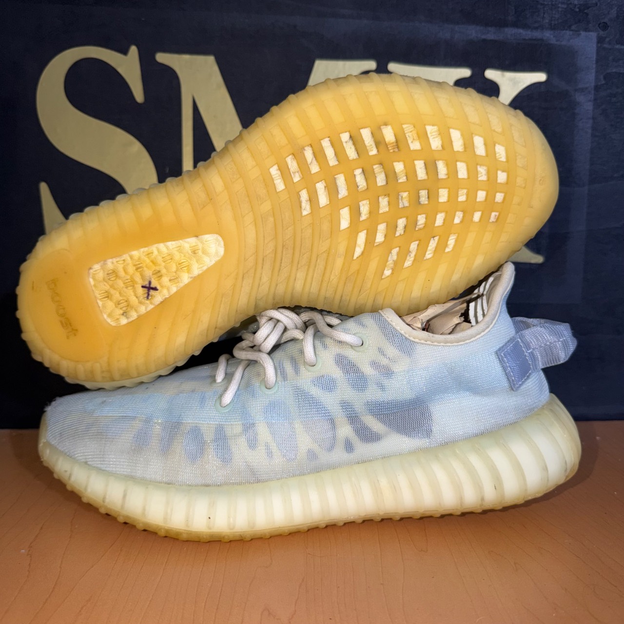 adidas Yeezy Boost 350 V2 'Mono Ice' · Foto 2