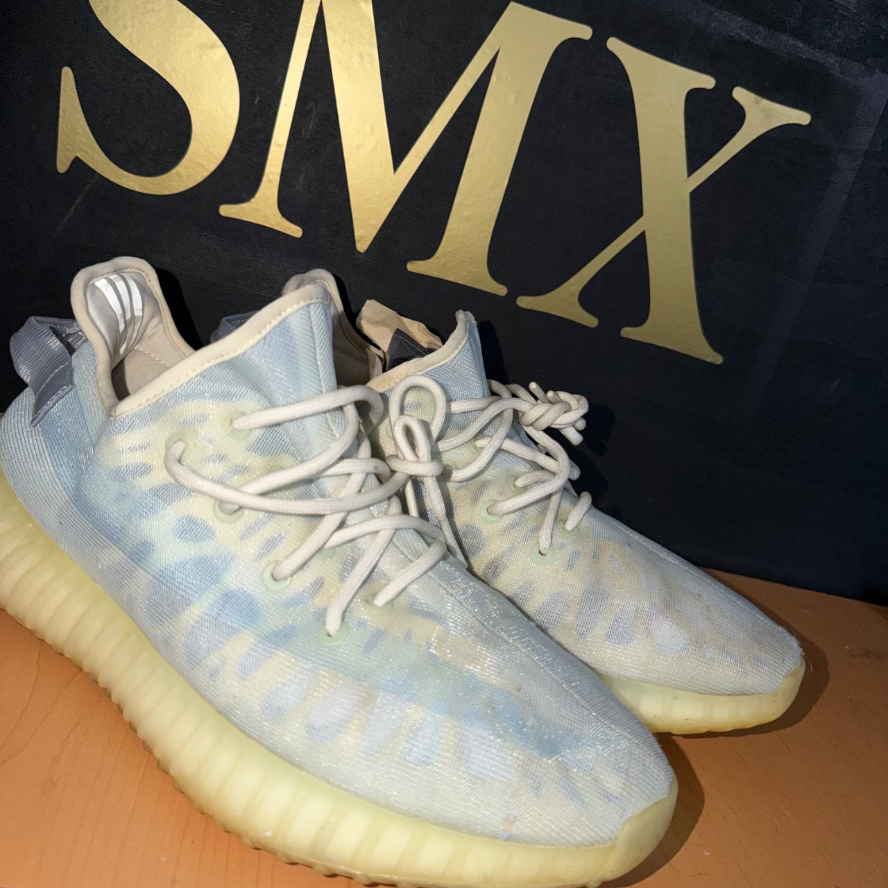 adidas Yeezy Boost 350 V2 'Mono Ice' · Foto 4