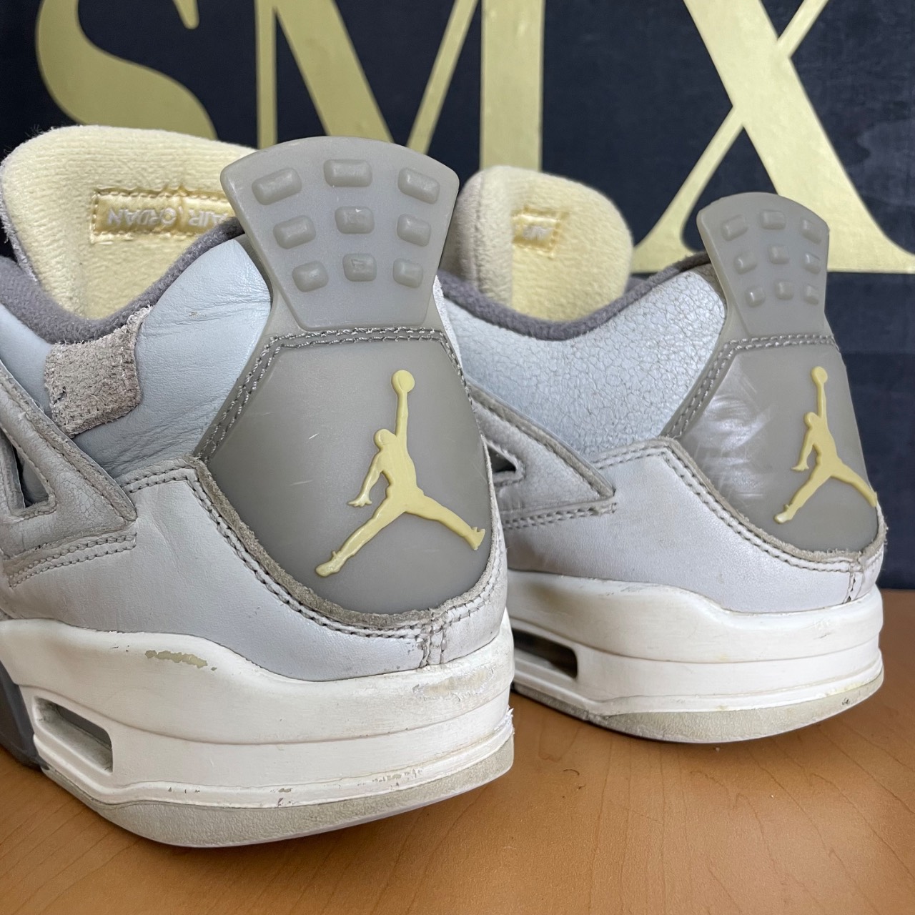 Air Jordan 4 Retro SE Craft Photon Dust GS · Foto 5