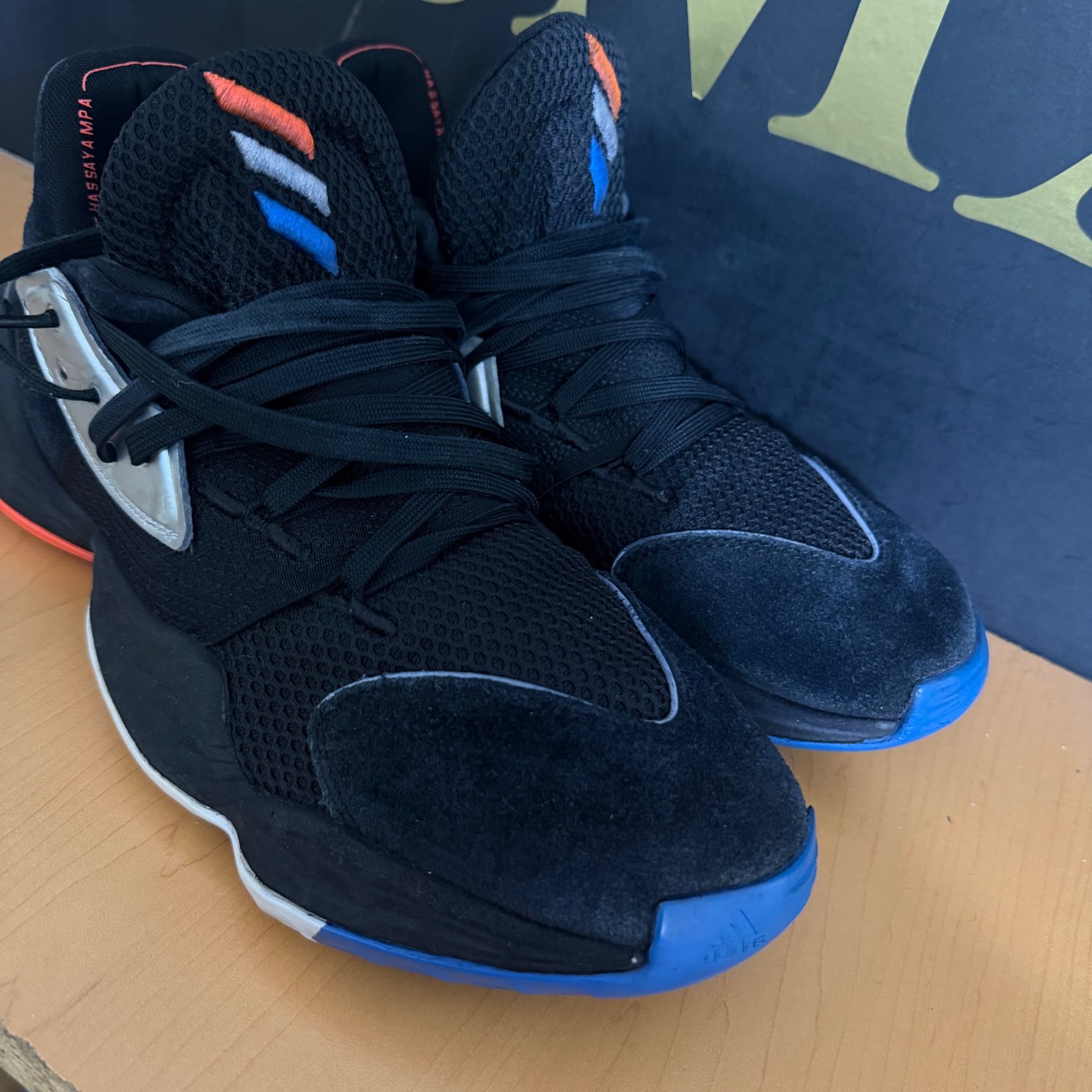 adidas Harden Vol. 4 · Foto 3
