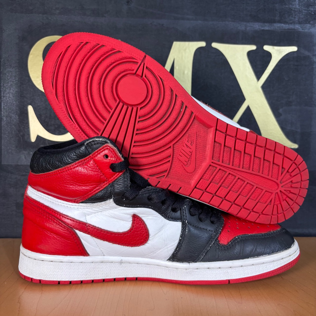 Air Jordan 1 Retro High OG White/University Red-Black · Foto 2