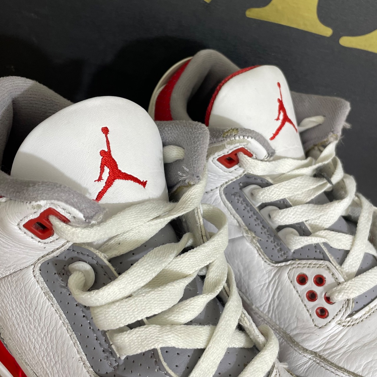 Air Jordan 3 Retro Fire Red (2022) GS · Foto 4
