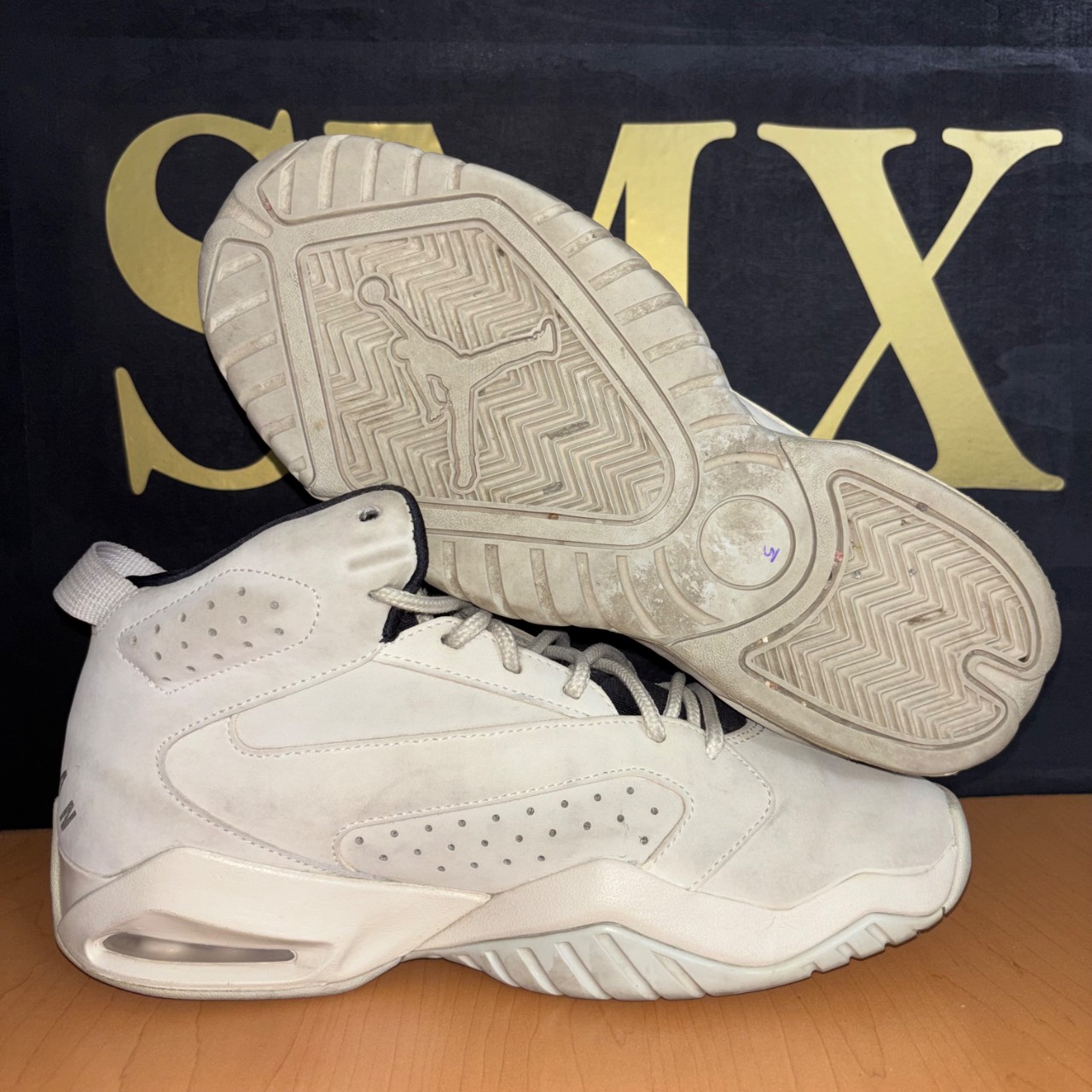 Air Jordan 9 Retro Light Bone/Reflect Silver · Foto 2