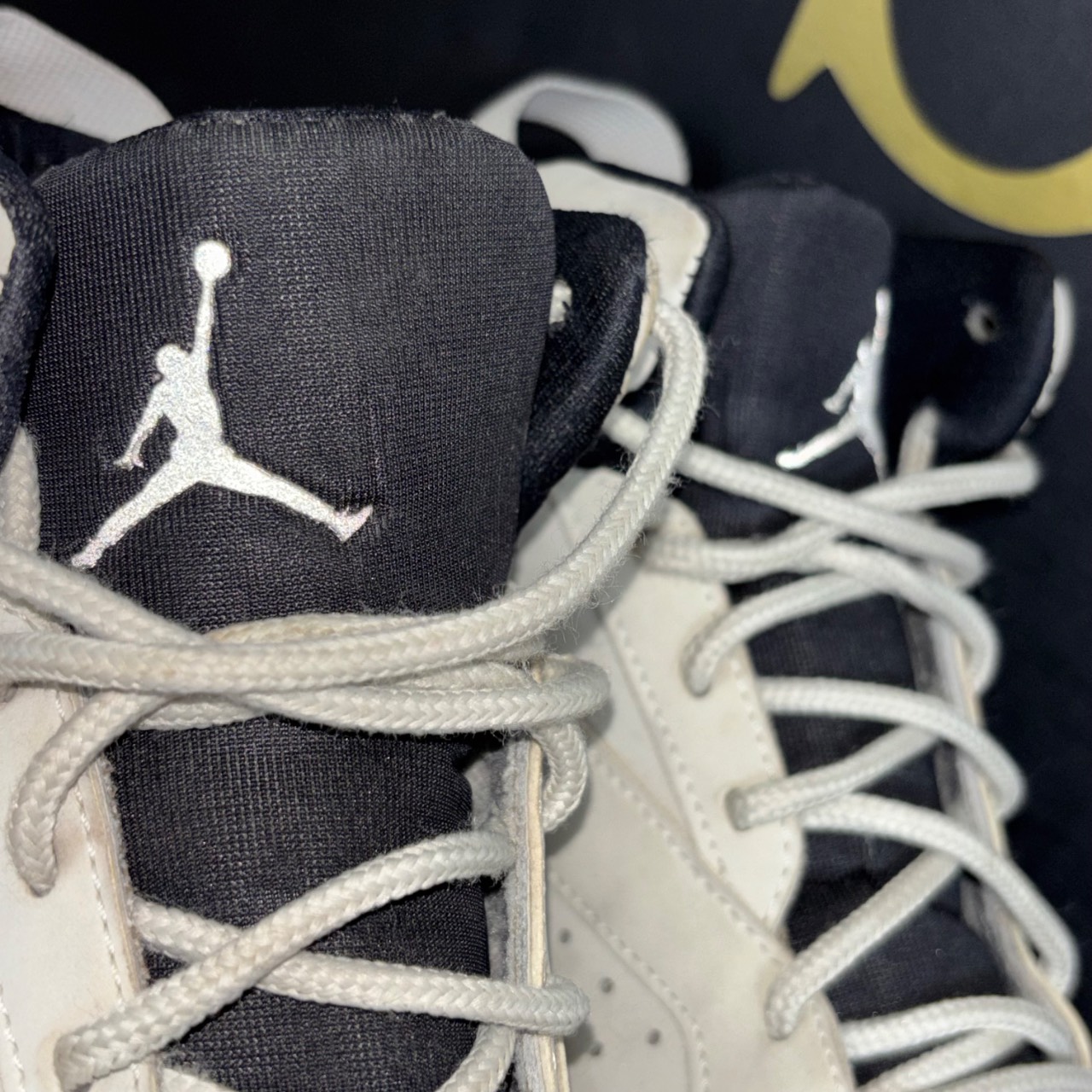 Air Jordan 9 Retro Light Bone/Reflect Silver · Foto 4