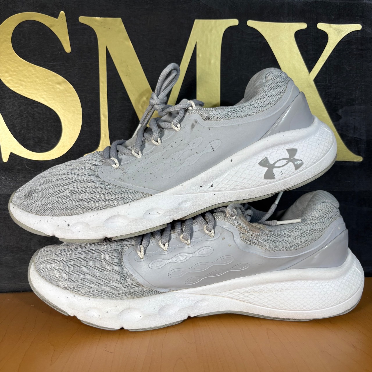 Under Armour Vantage gris y blanco · Foto 3