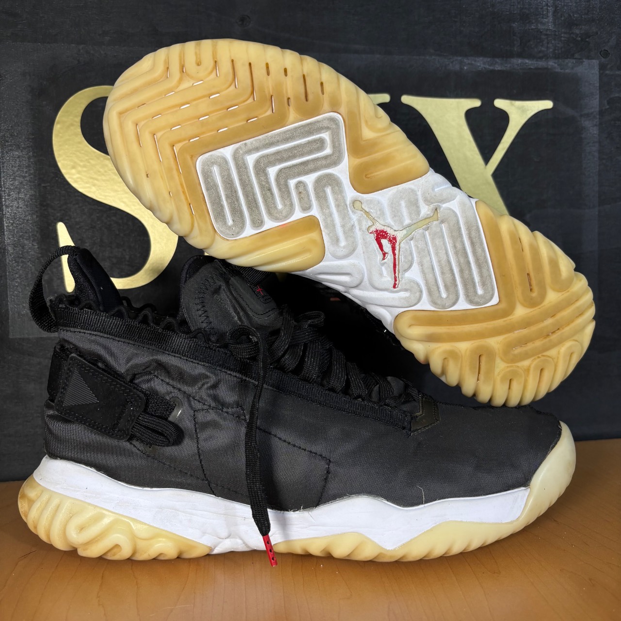 Jordan Proto-React Negro/Blanco · Foto 1