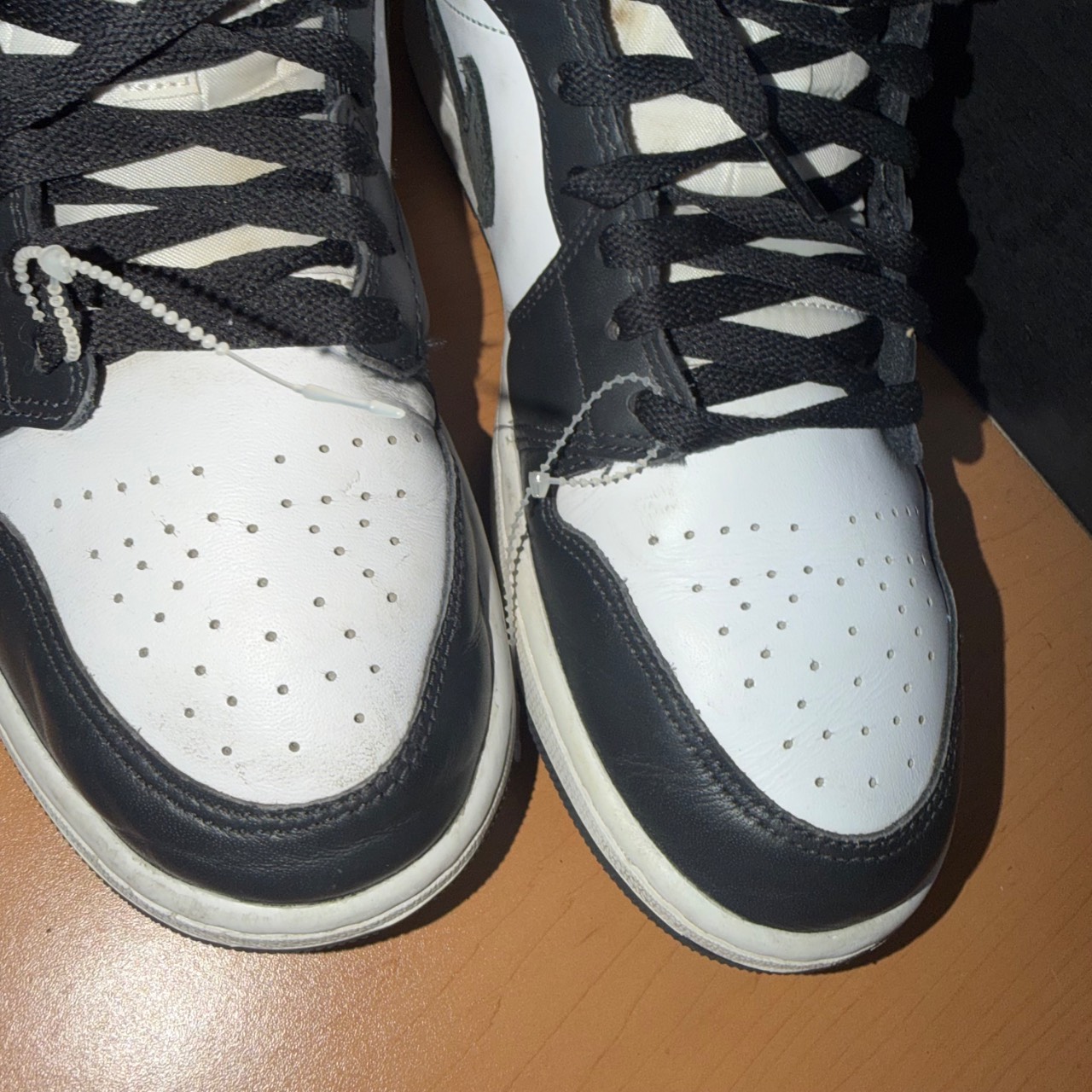 Air Jordan 1 Mid SE Elephant · Foto 4