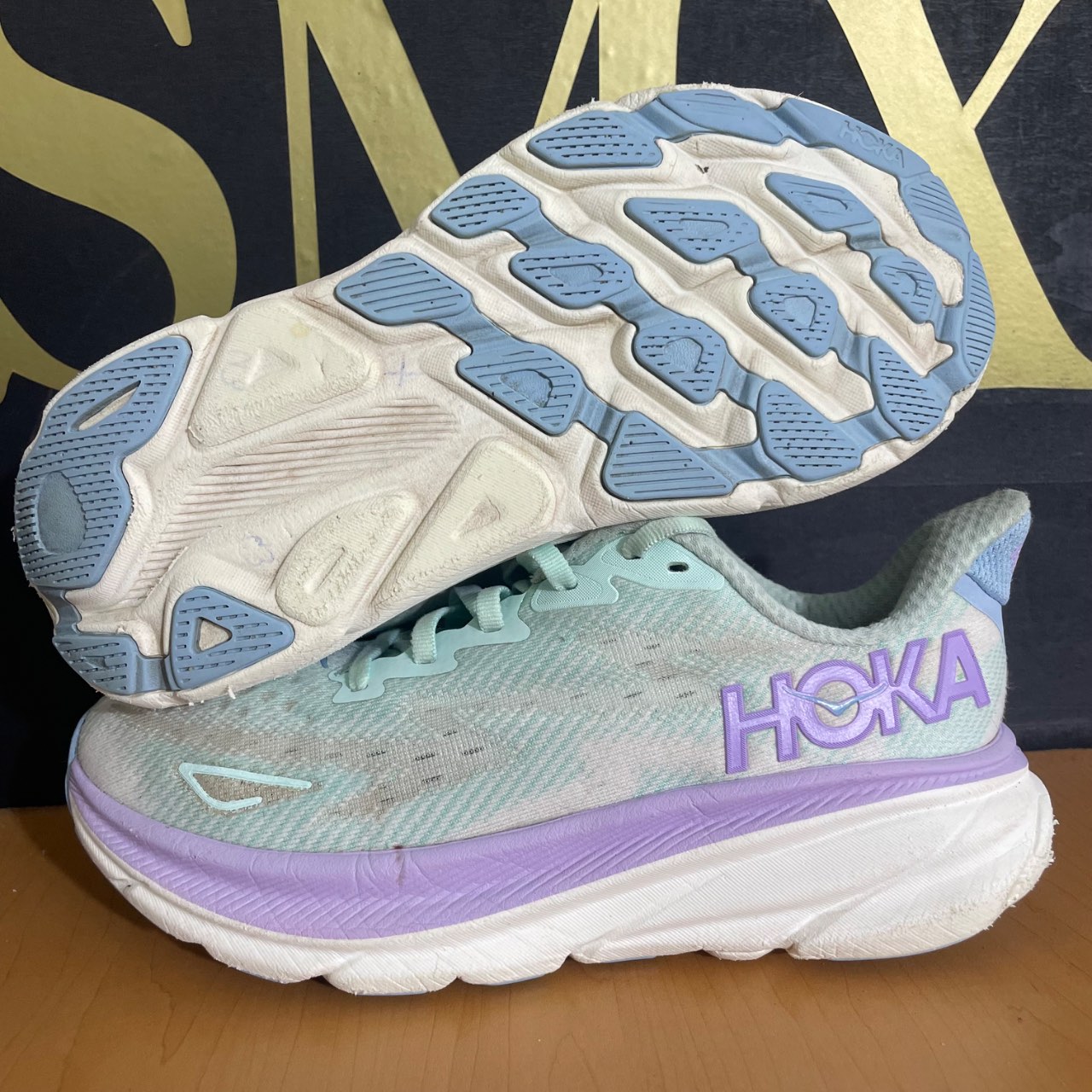 Hoka One One Clifton 9 · Foto 2
