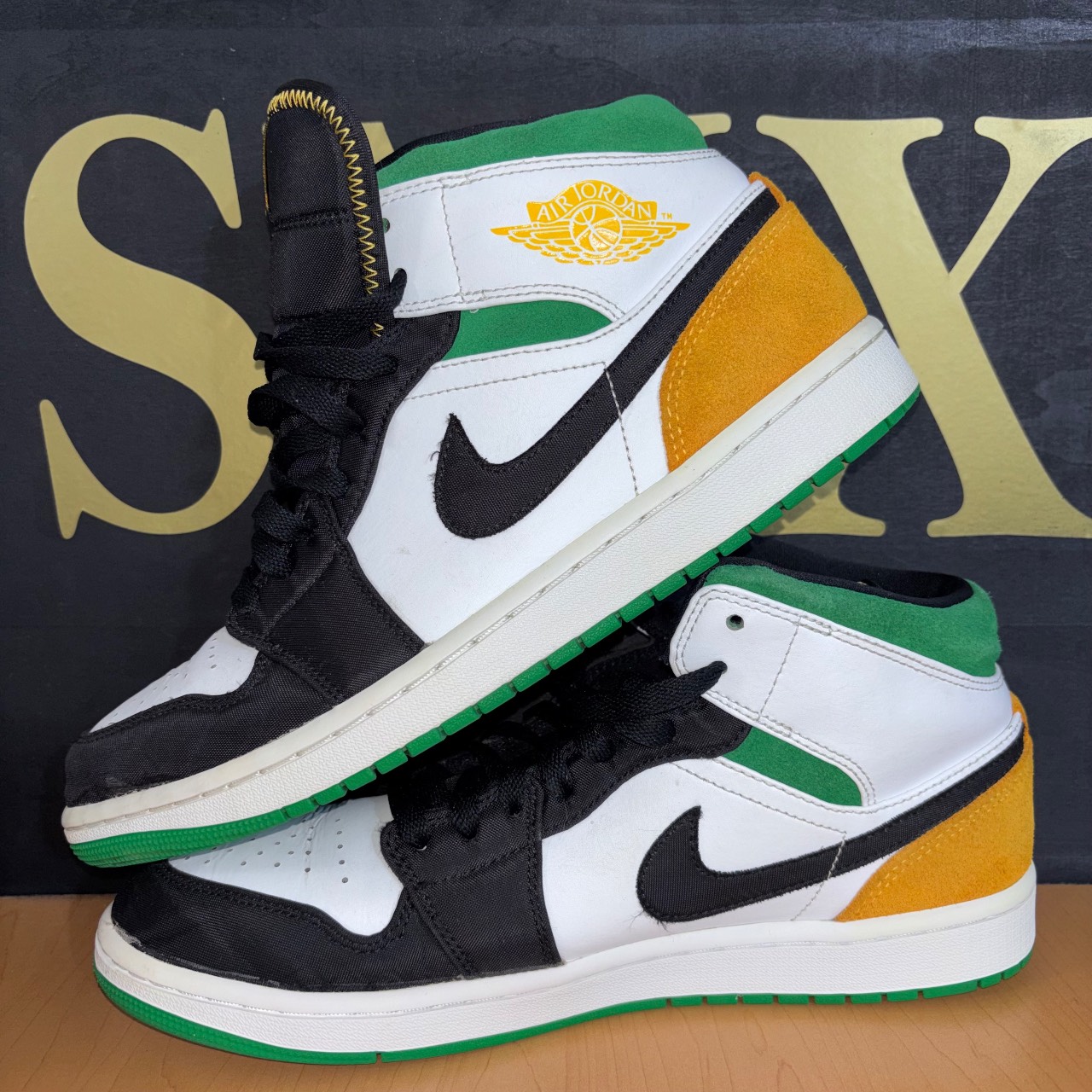 Air Jordan 1 Mid · Foto 3