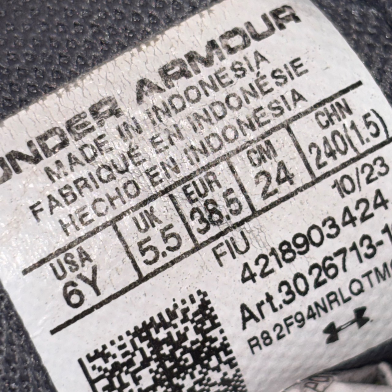 Under Armour Charged Pursuit 3 gris con detalles turquesa y blanco · Foto 6