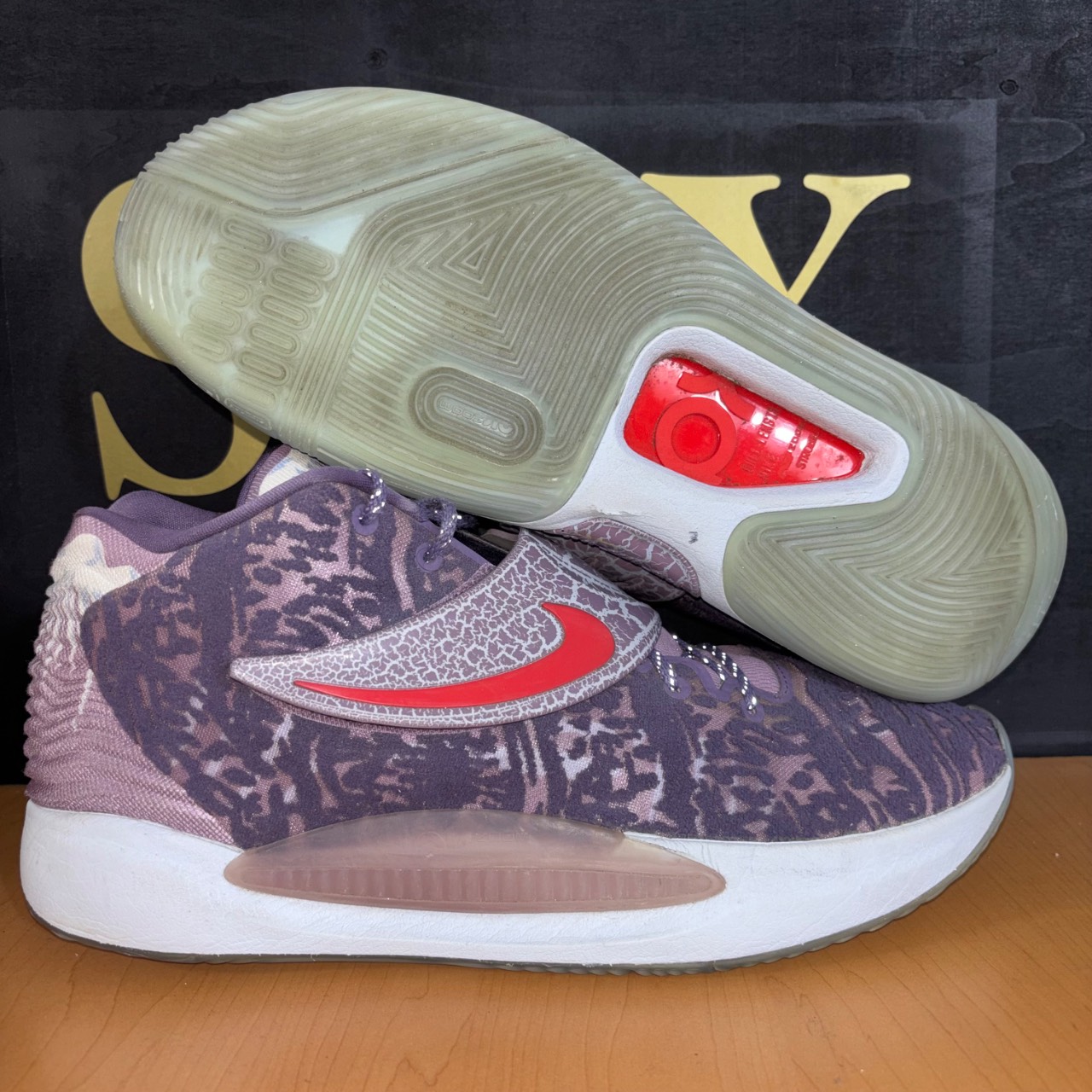 Nike KD 15 Aunt Pearl · Foto 1