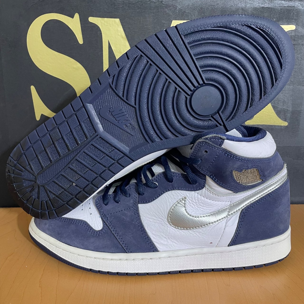 Air Jordan 1 Retro High OG CO.JP 'Midnight Navy' · Foto 2