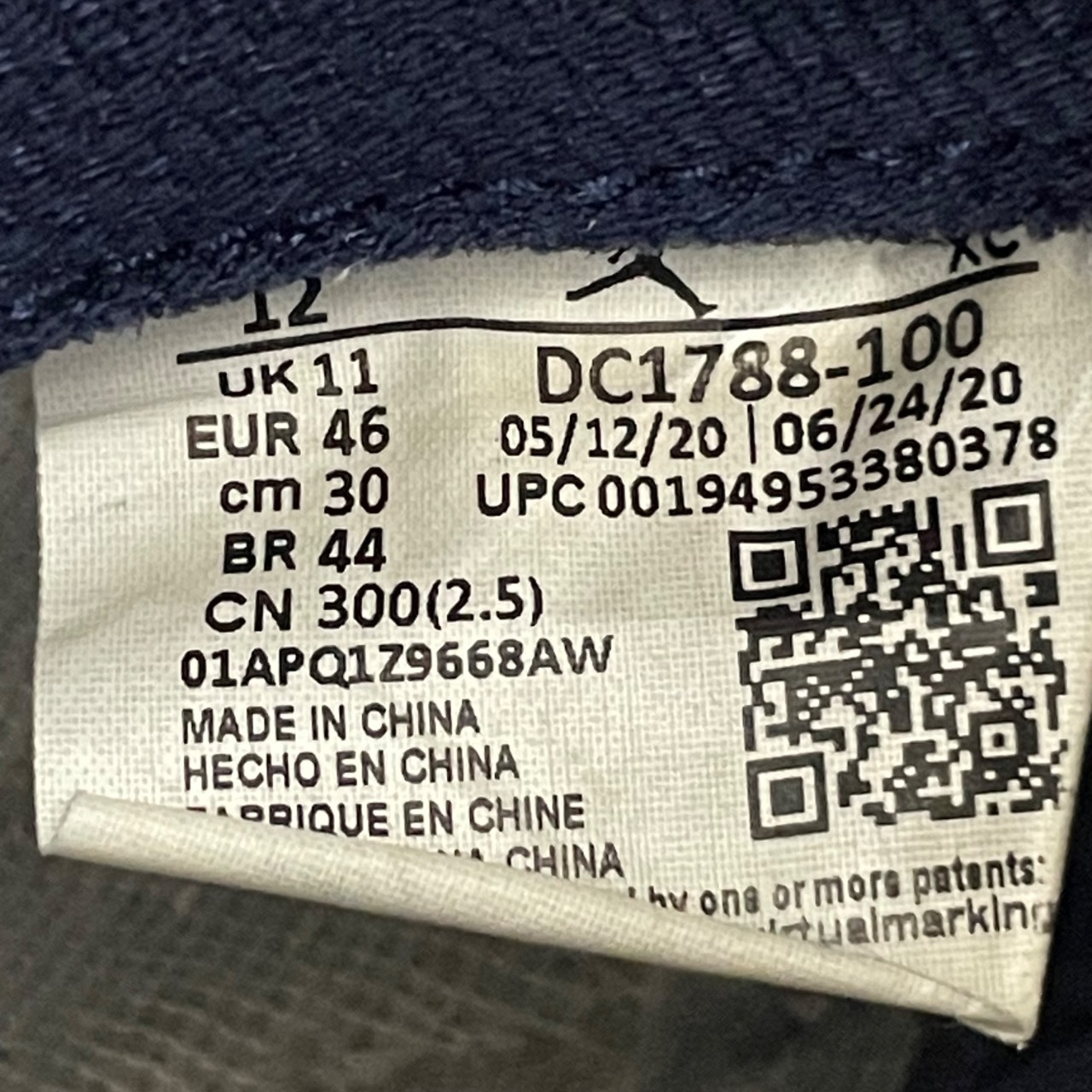 Air Jordan 1 Retro High OG CO.JP 'Midnight Navy' · Foto 5