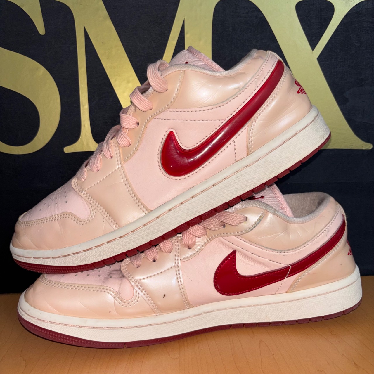 Air Jordan 1 Low SE Washed Coral/Team Red · Foto 3