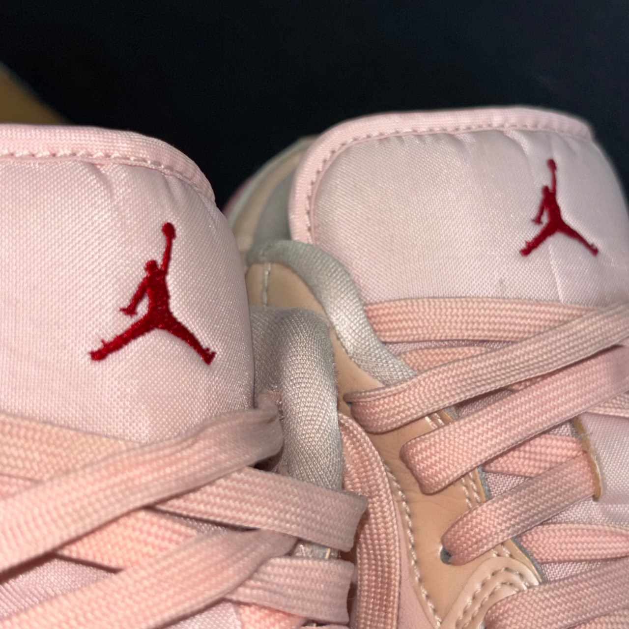 Air Jordan 1 Low SE Washed Coral/Team Red · Foto 4