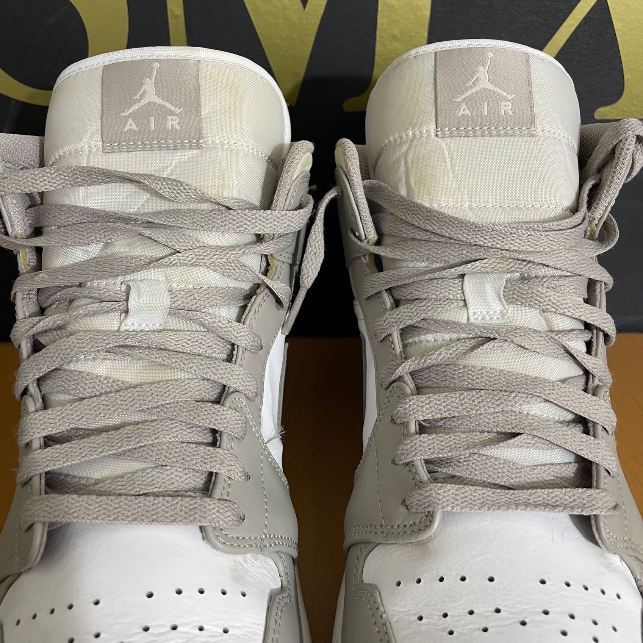 Air Jordan 1 Mid · Foto 4