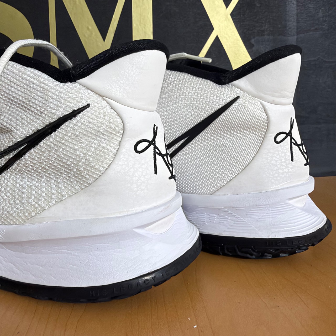 Nike Kyrie 7 'Sisterhood' · Foto 4