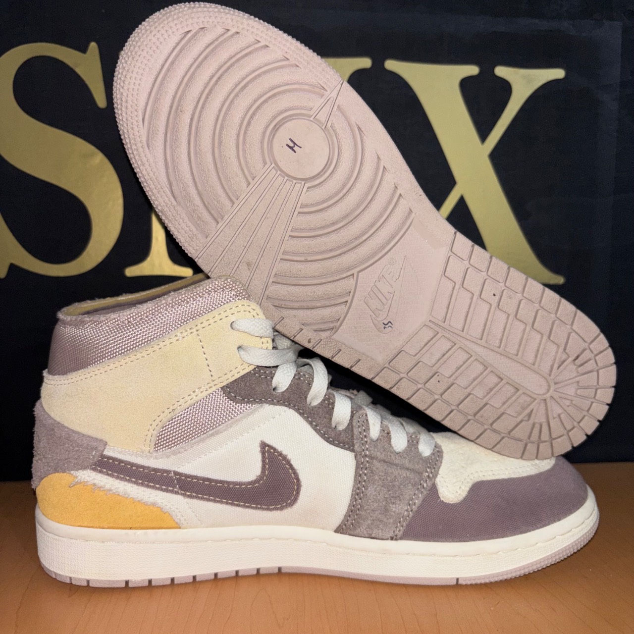 Air Jordan 1 Mid SE Craft · Foto 2