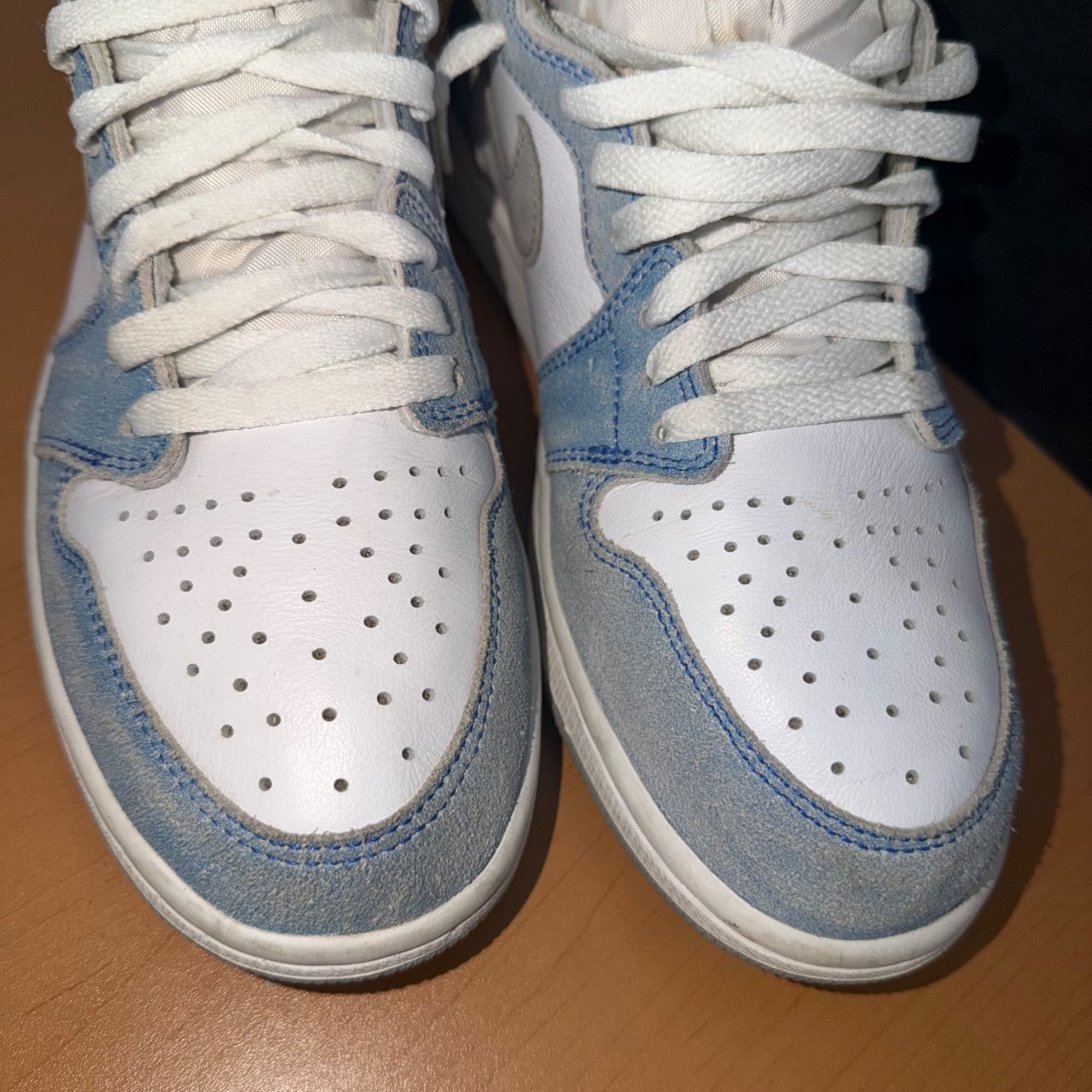 Air Jordan 1 Retro High OG 'Hyper Royal' · Foto 3
