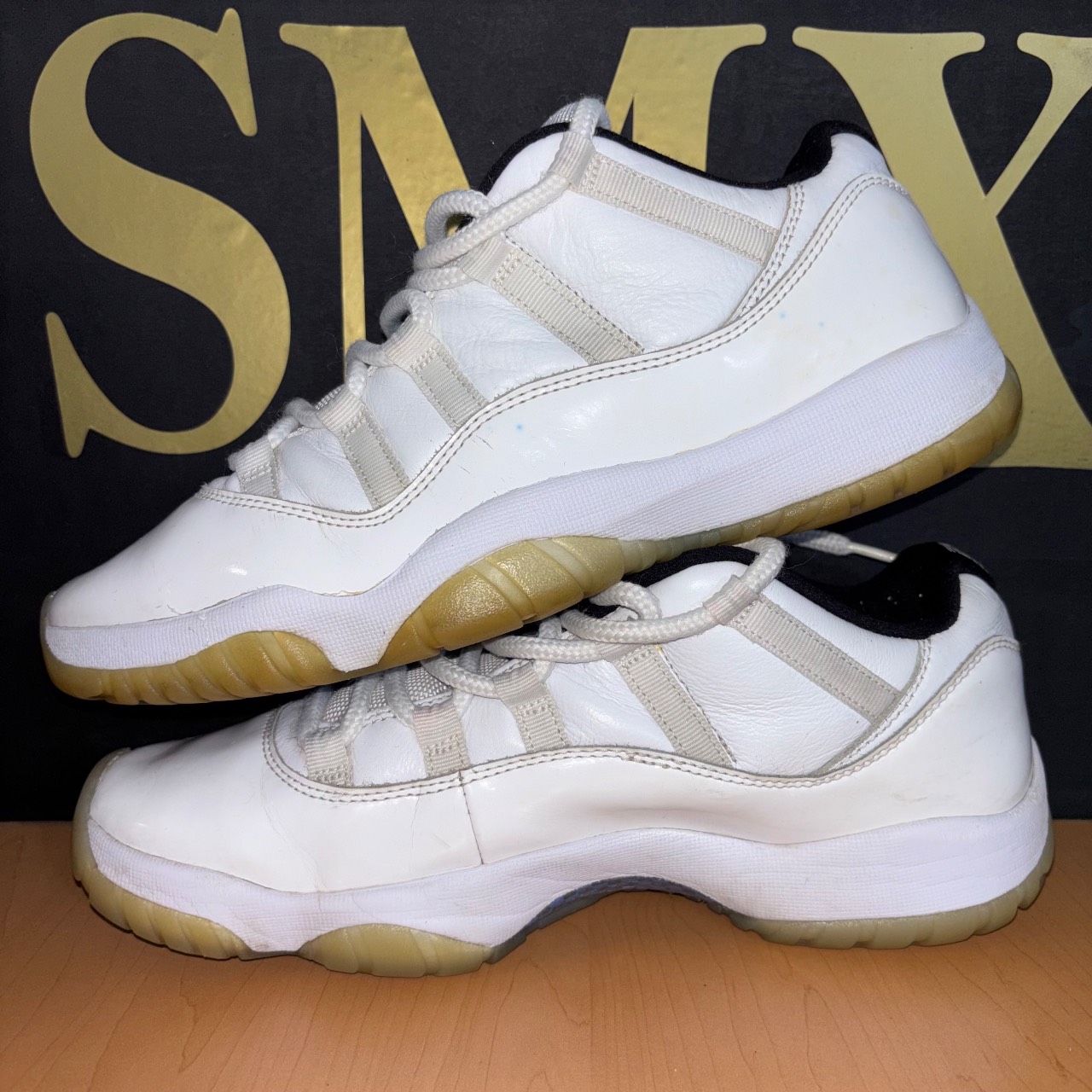 Air Jordan 11 Low · Foto 3