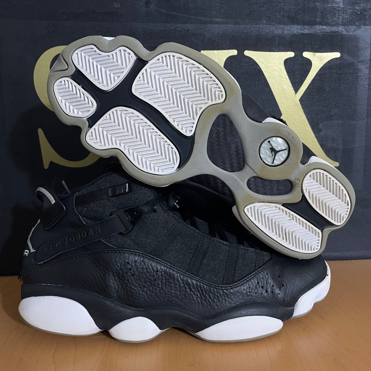 Jordan 6 Rings 'Black White' · Foto 1