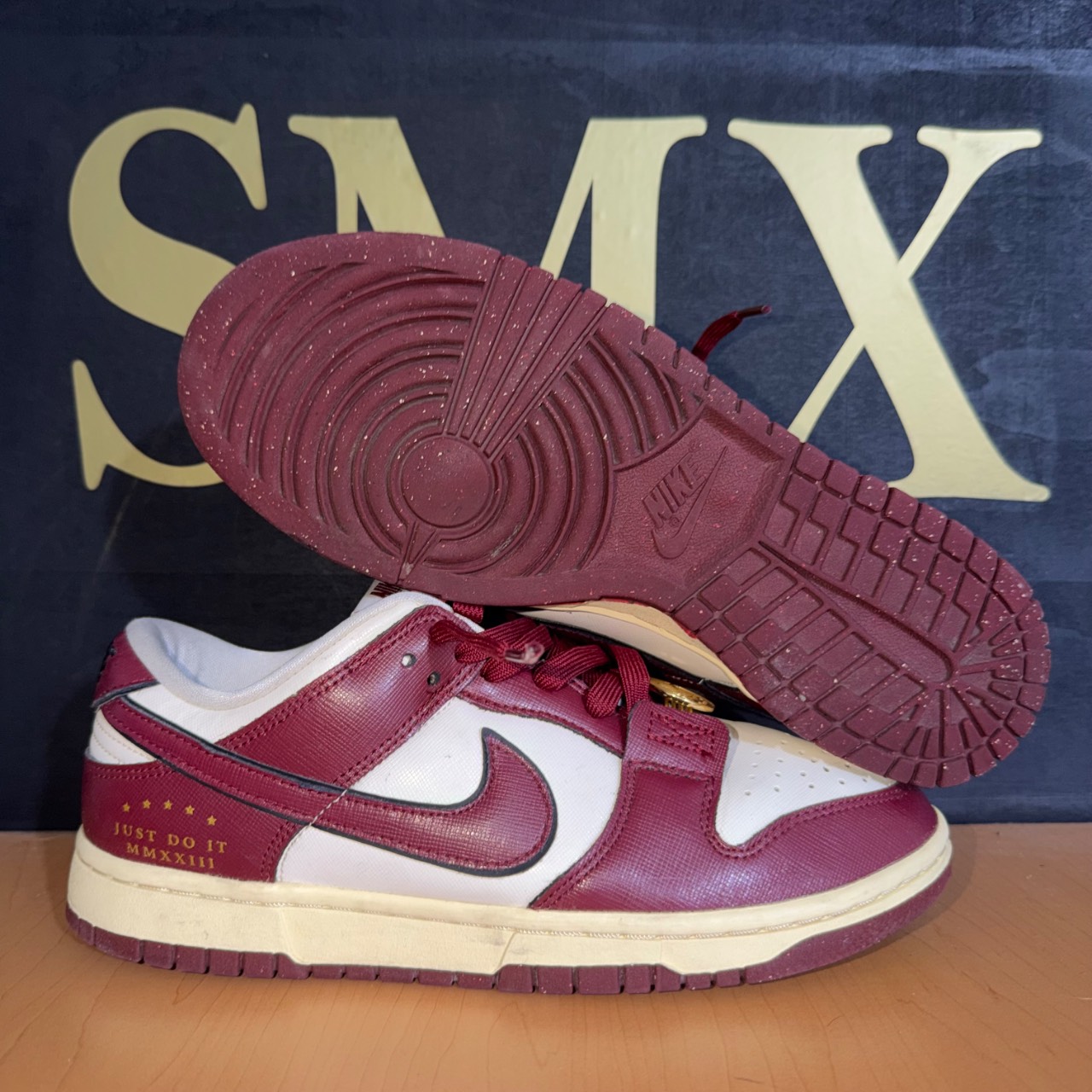 Nike Dunk Low Retro PRM Just Do It MMXXIII · Foto 1