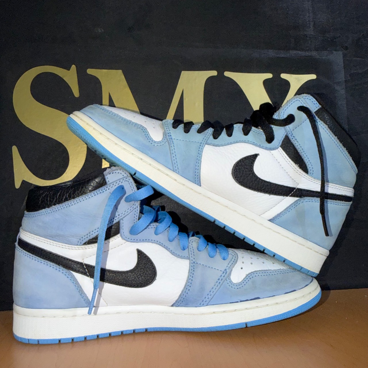 Air Jordan 1 Retro High University Blue · Foto 4