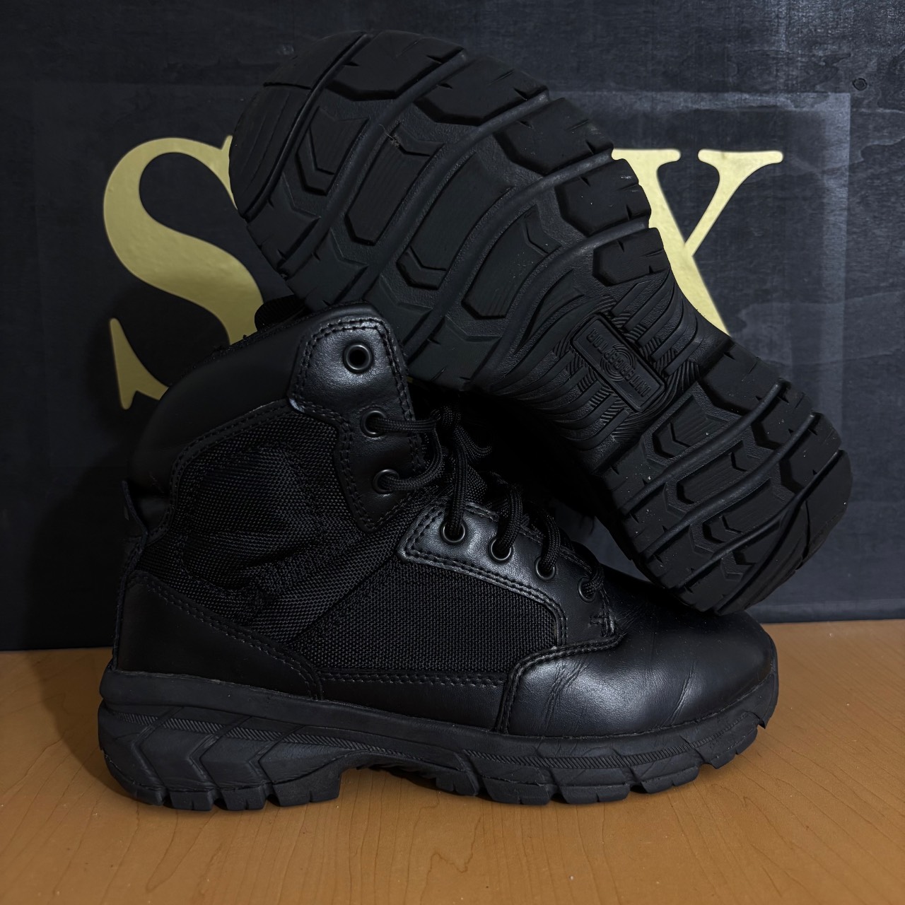 Bota interceptor · Foto 1
