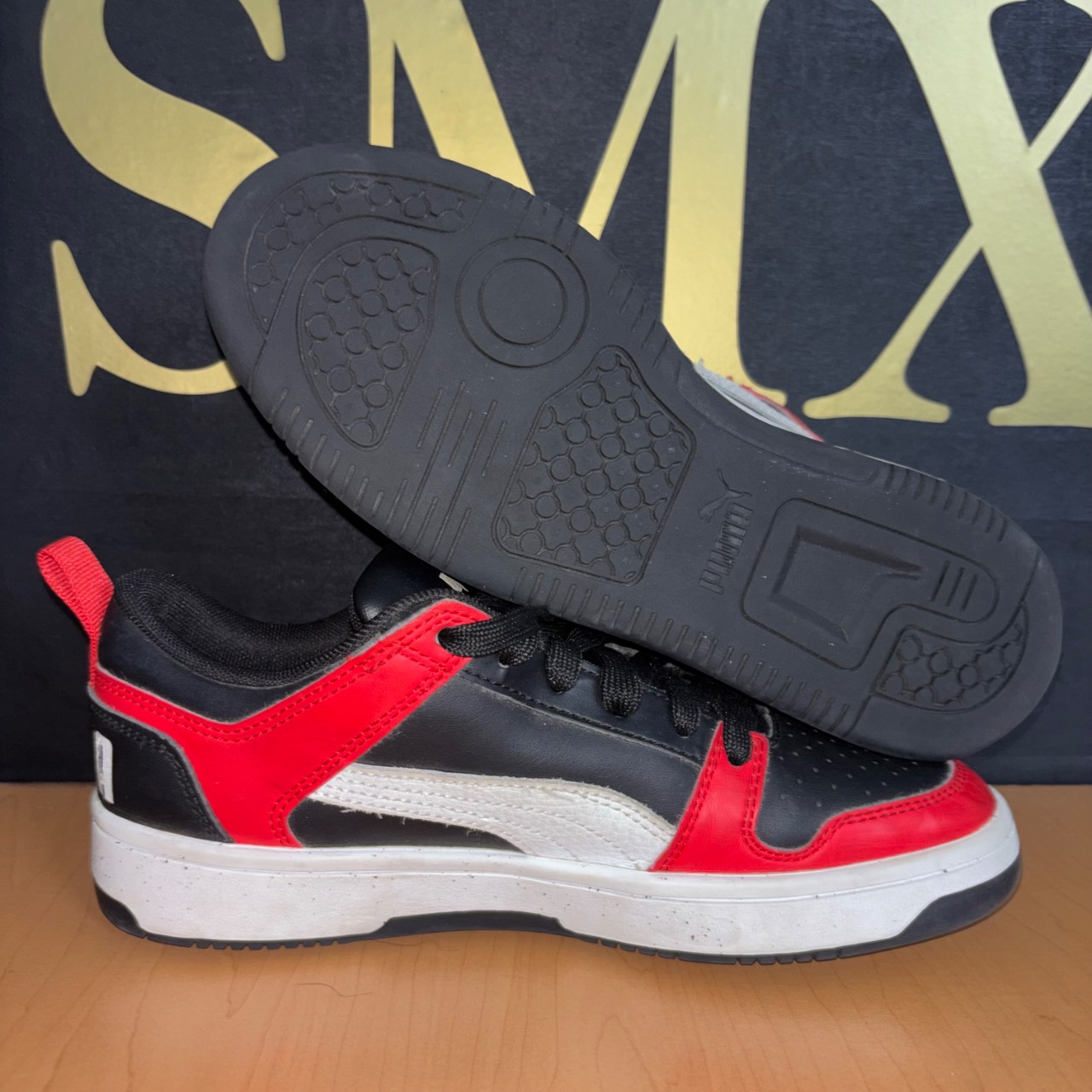 PUMA Rebound LayUp Lo Negro-Rojo-Blanco · Foto 2